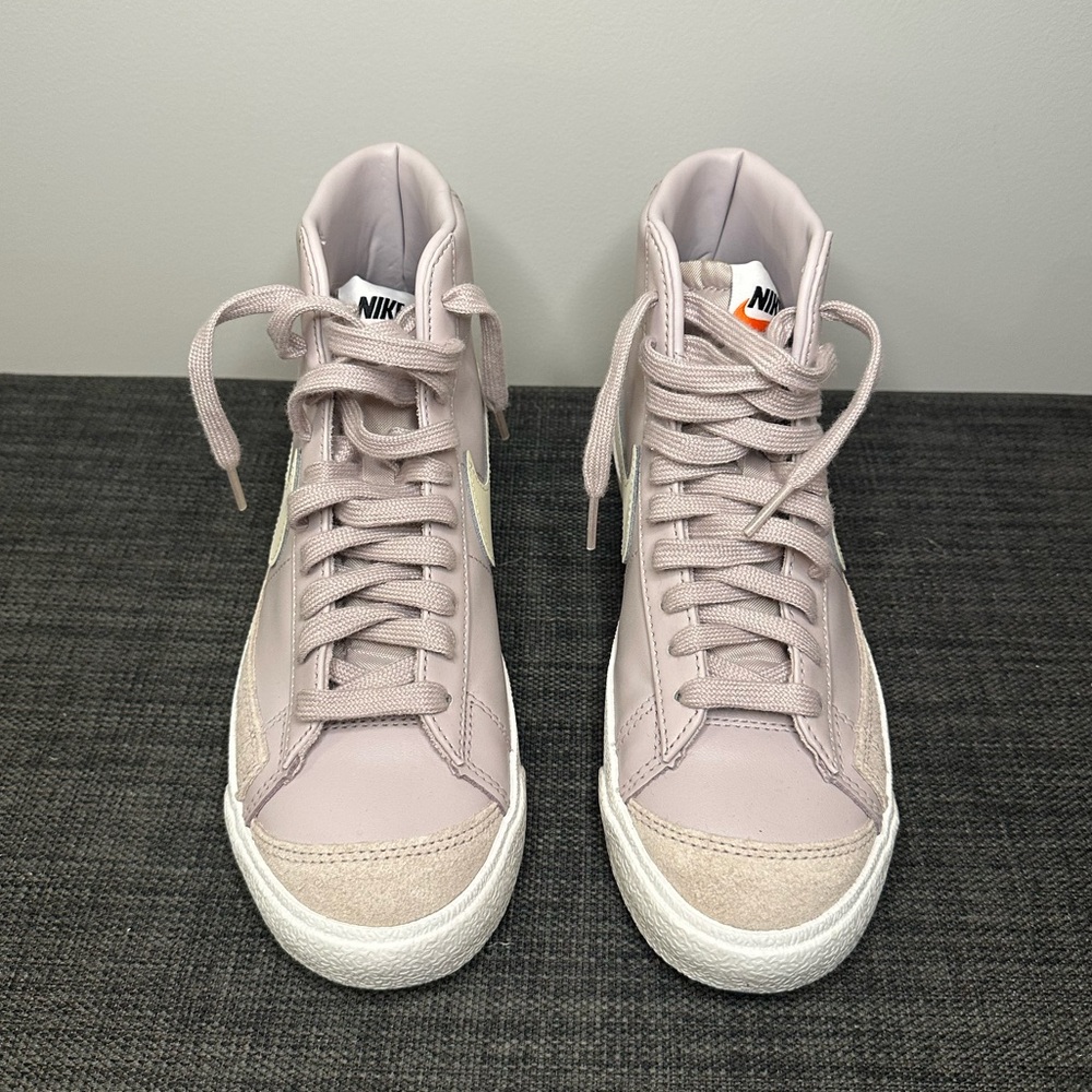 Nike Women’s Blazer Mid 77 in Platinum Violet and Summit White
